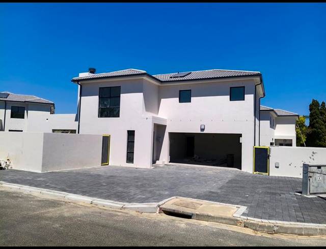 3 BEDROOM PROPERTY TO RENT IN BRACKEN HEIGHTS